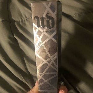 Urban Decay All Nighter Liquid Foundation